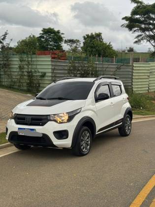 FIAT MOBI 1.0 EVO FLEX TREKKING MANUAL